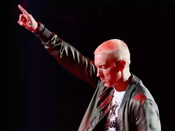 Eminem Gifts Flint Students With Beats By Dre Headphones
